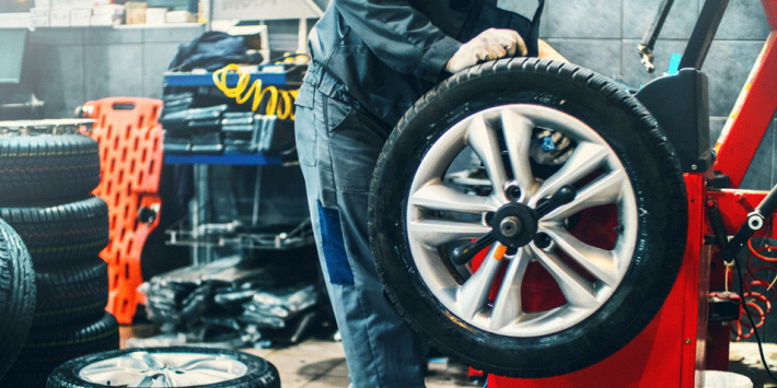 Welche Methoden gibt es, einen platten Reifen dauerhaft zu reparieren?